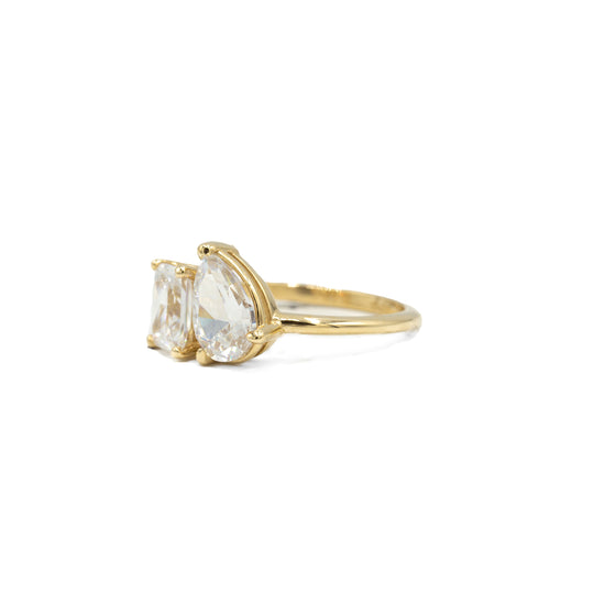 14y Toi et Moi Emerald-Cut & Pear-Shaped Ring