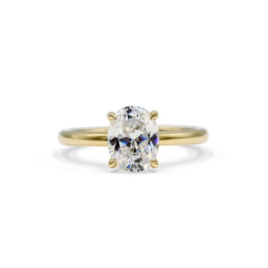 14ky Oval Low Base 4-Prong Solitaire