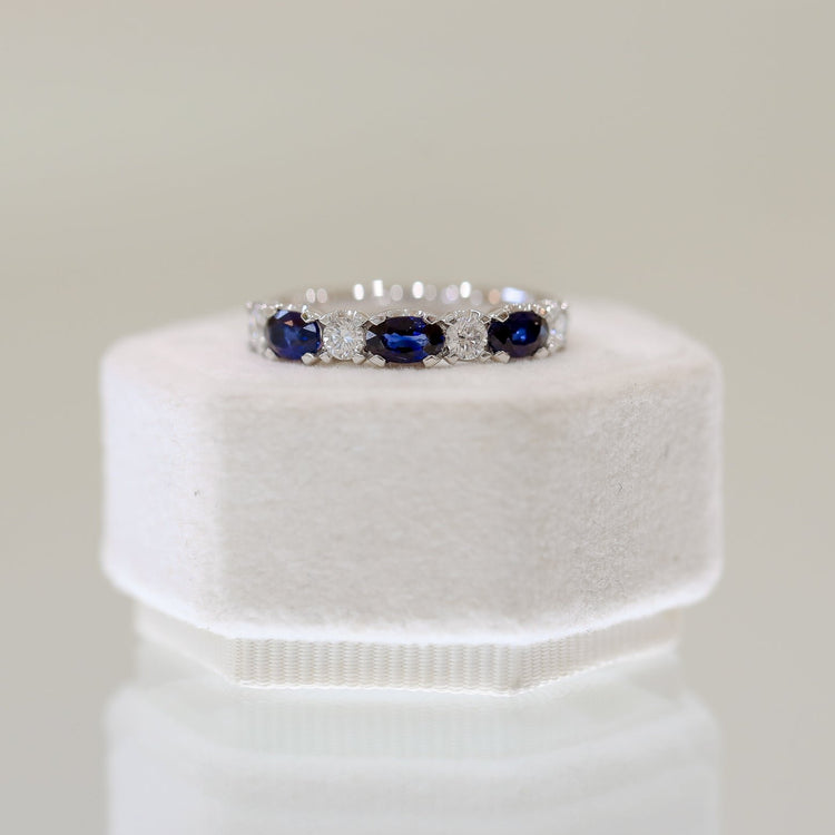 14kwg 5-Stone Oval Sapphire & Diamond Ring